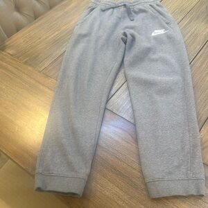 Boys Nike grey sweatpants